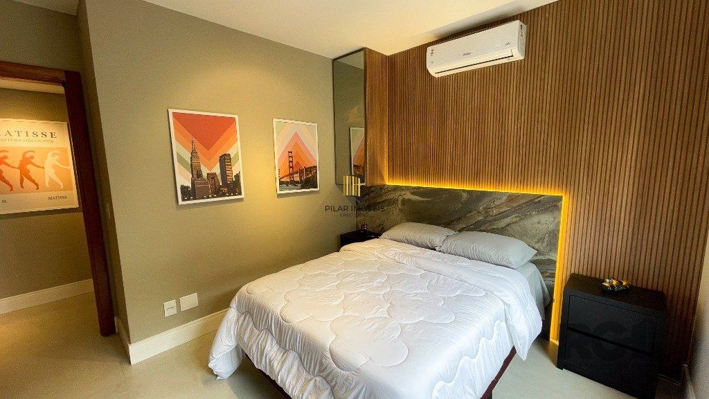 Vende-se luxuoso apartamento 3 quartos com suíte, 2 vagas, com churrasqueira e hidro - 148m² -  Petrópolis