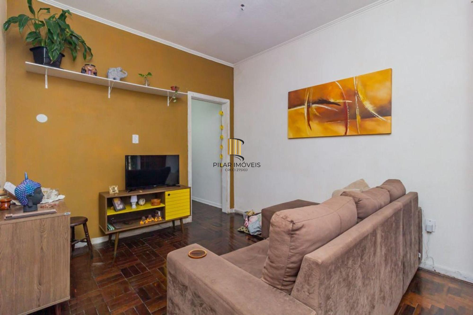 Vende-se apartamento com 3 quartos, 87m² e sacada - Petrópolis