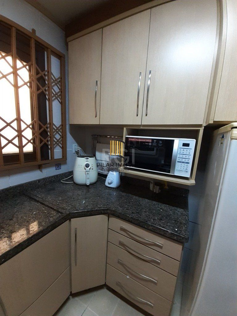 Casa 3 dormitórios, 2 suítes, 4 vagas, 257,52 m² de área privativa, no Bairro Ipanema