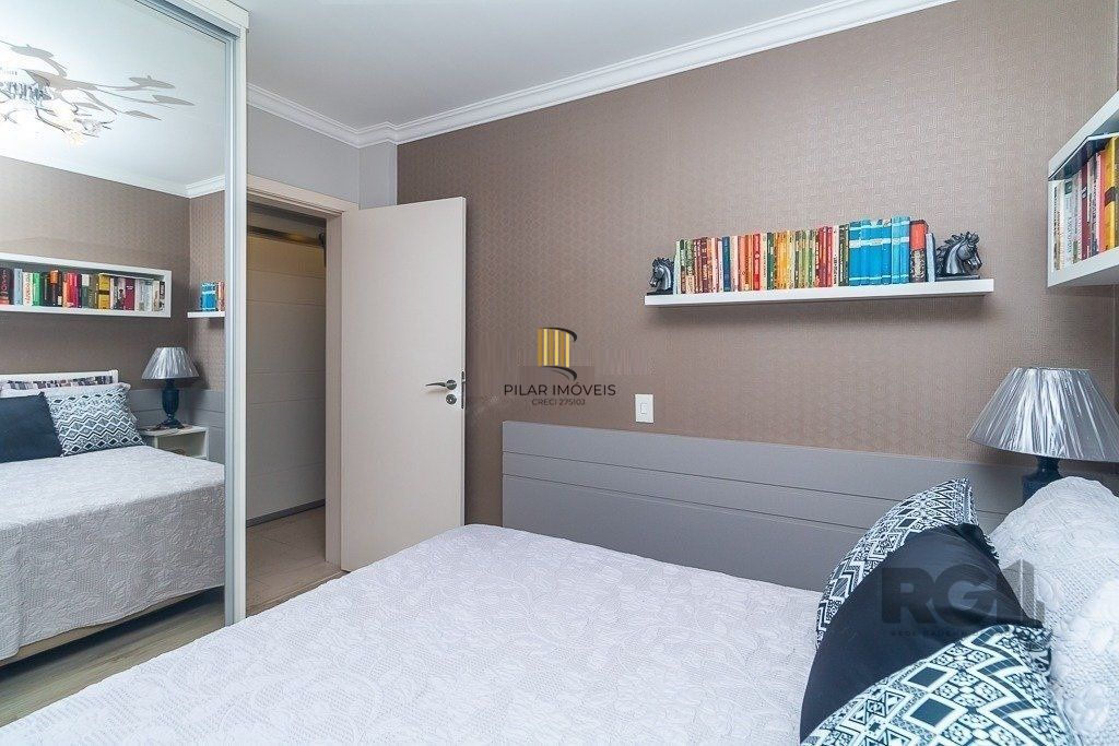 Apartamento 3 dormitórios, 1 suíte, 2 vagas de garagem no Bairro Bela Vista.