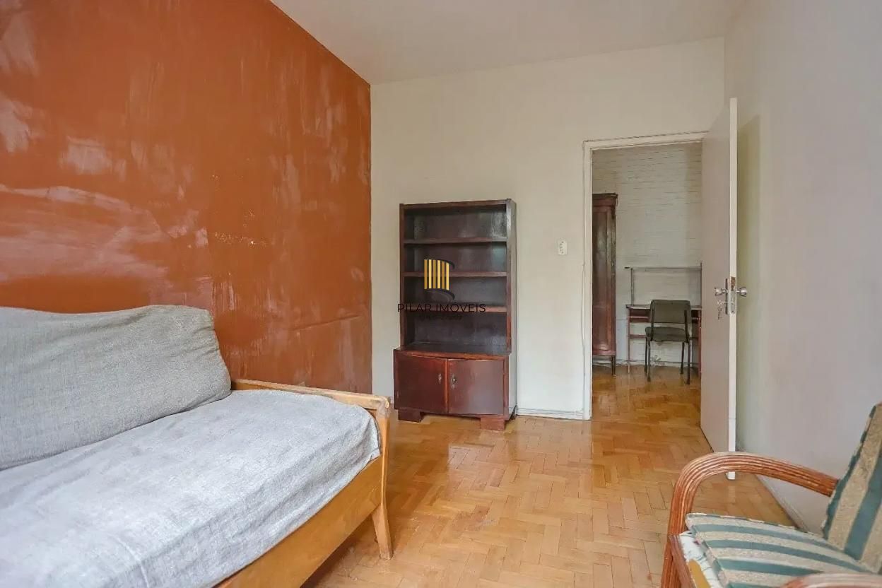 Vende-se apartamento com 3 quartos, 1 vaga e 145 m² – Moinhos de Vento