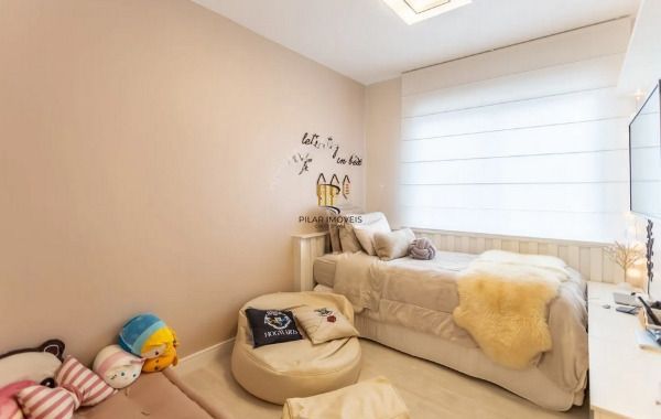 Apartamento mobiliado, 3 suítes, 2 vagas – 126m² – Petrópolis