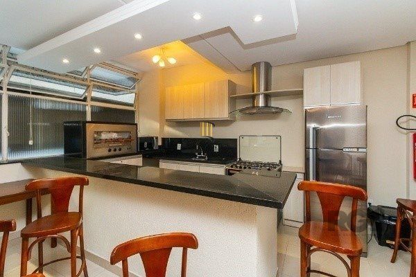 Amplo Apartamento de 3 Quartos com Vista Panorâmica e Vaga Coberta no Melhor do Moinhos - 107m² - Moinhos de Vento