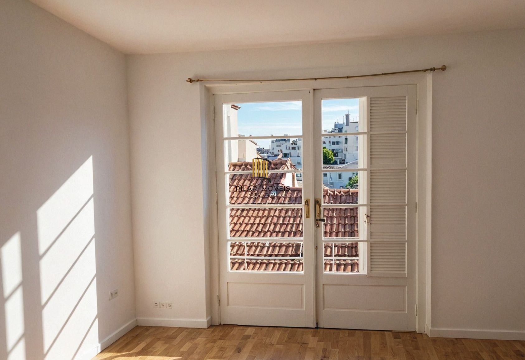 Vende-se apartamento com 2 quartos, 76m², sacada e 1 vaga - Auxiliadora - Pilar Imóveis
