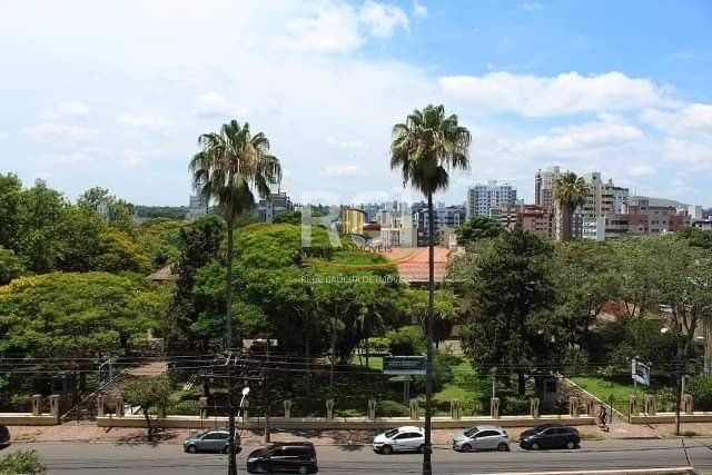 Apartamento para Venda - 93m², 2 dormitórios, 1 vaga - Menino Deus