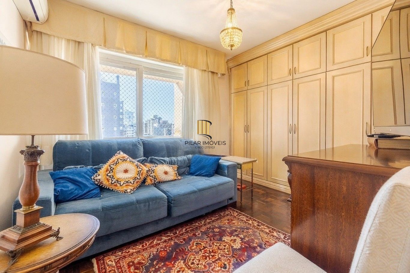 Vende-se apartamento com 3 quartos (1 suíte), 122 m² e 1 vaga – Petrópolis