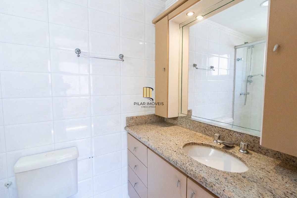 Vende-se apartamento com 3 quartos (1 suíte), 90m² e 2 vagas – Passo da Areia