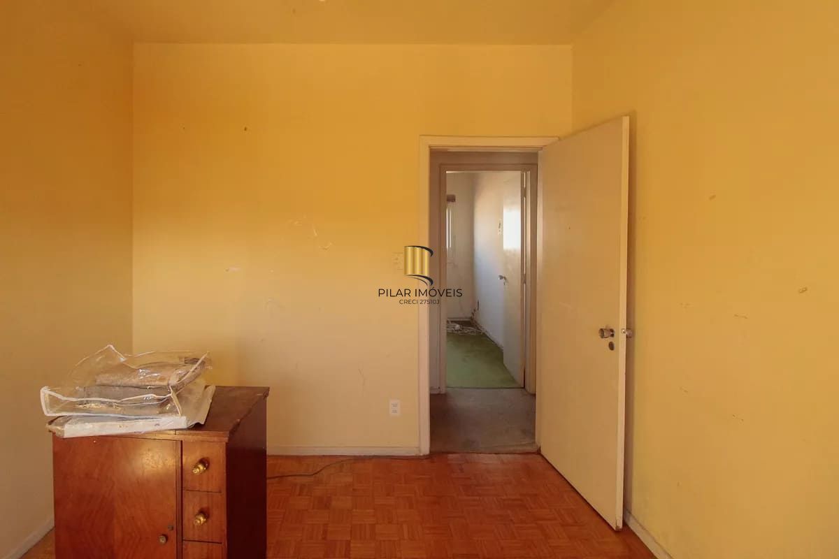 Vende-se apartamento com 4 quartos (1 suíte), 204 m² e 2 vagas - Rio Branco