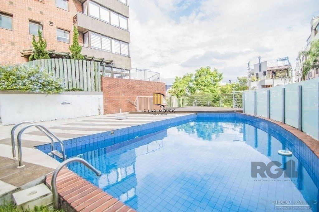 Apartamento 3 dormitórios, 1 suíte, 2 vagas de garagem no Bairro Bela Vista.