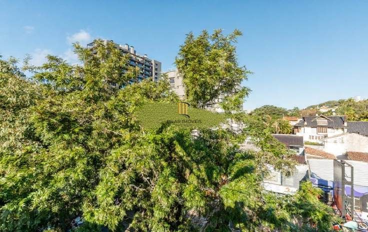 Vende-se cobertura com 4 quartos (1 suíte), 245 m² e 2 vagas – Boa Vista