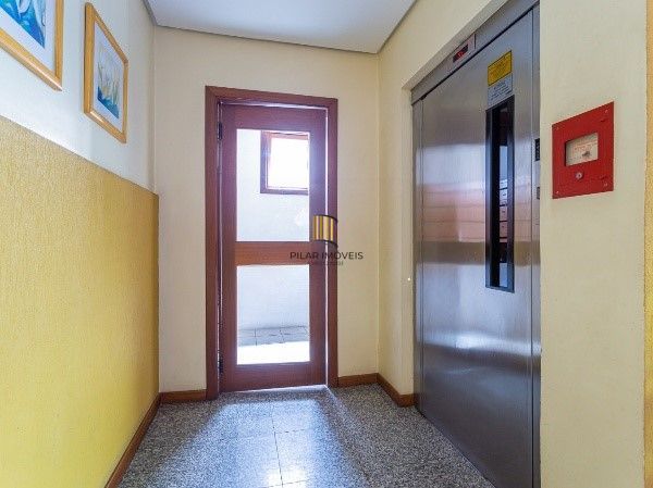 Apartamento com 4 quartos, 1 suíte e 2 vagas — 200 m² — Bela Vista