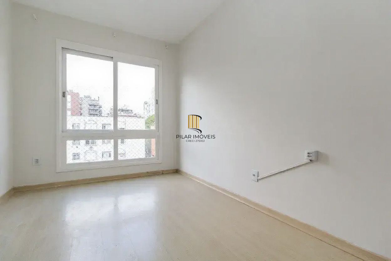 Vende-se cobertura com 1 quarto, 105m² e 1 vaga - Mont Serrat