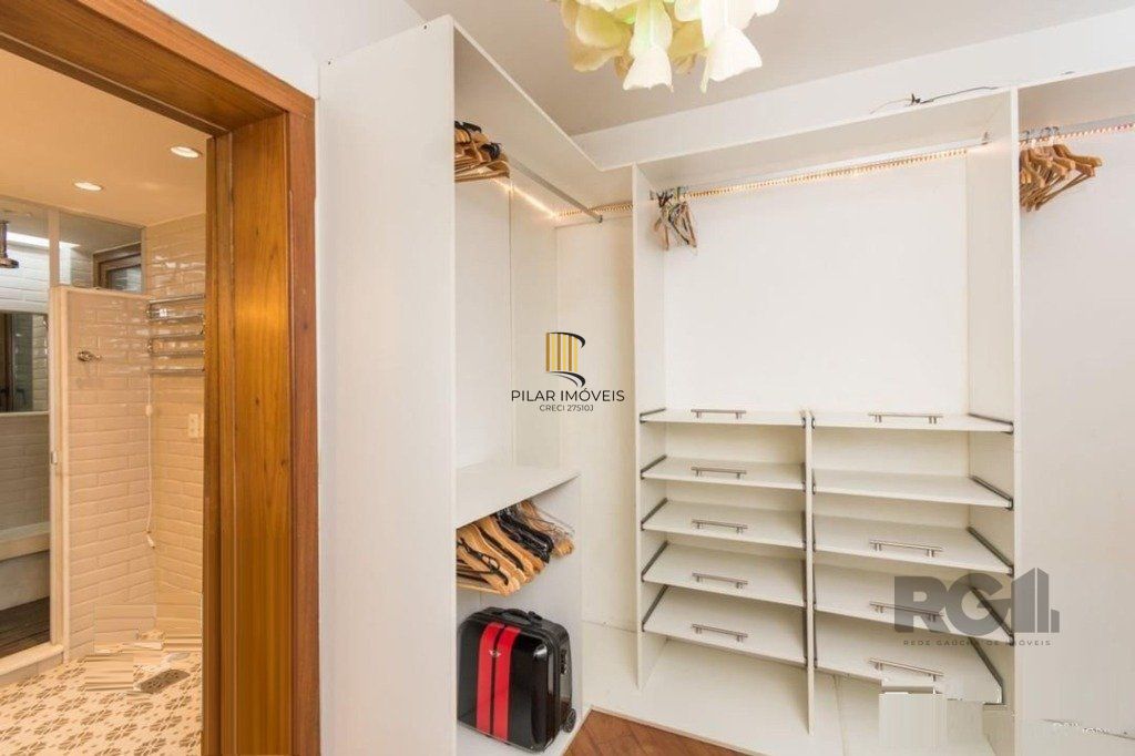 Vende-se luxuoso apartamento 3 quartos com suíte, com dependência completa, 2 vagas cobertas, próximo da Encol - 204m² -  Bela Vista