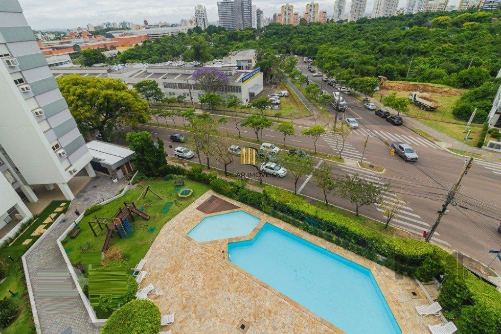 Vende-se amplo apartamento 3 quartos com suíte, sacada e 2 vagas - 112m² - Chácara das Pedras
