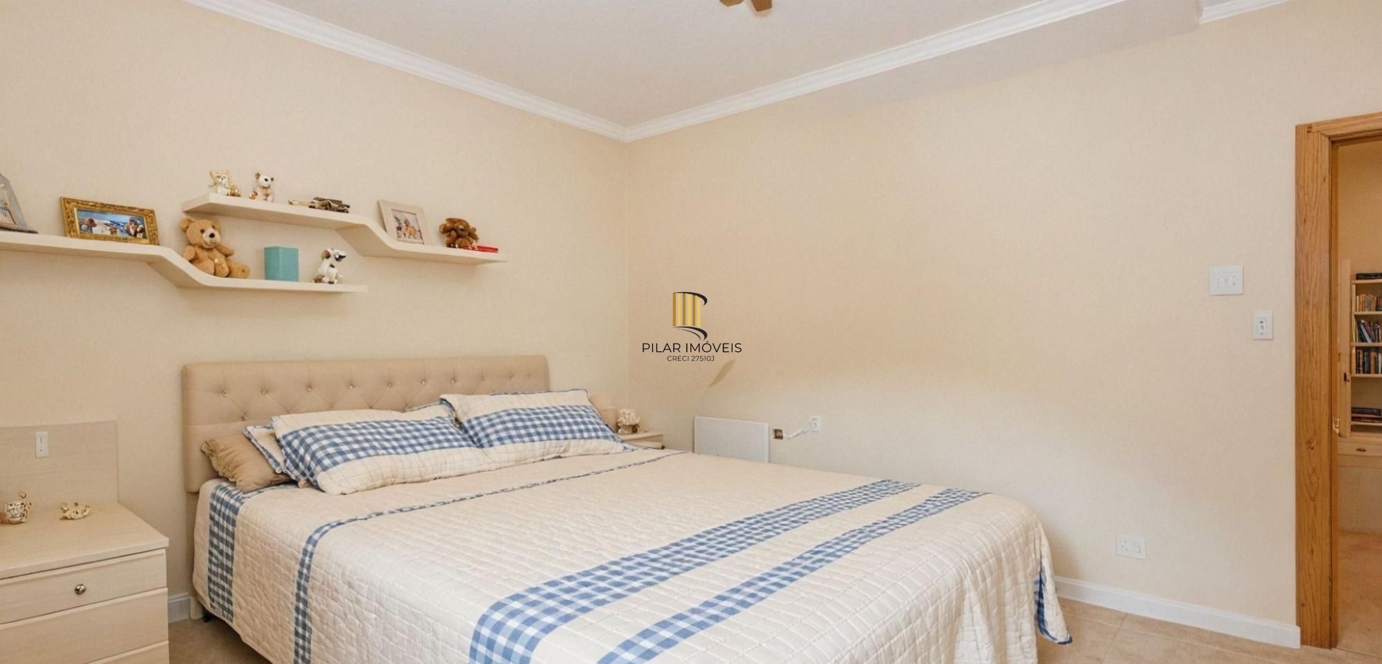 Vende-se amplo apartamento térreo com 3 quartos e 140m² - Rio Branco
