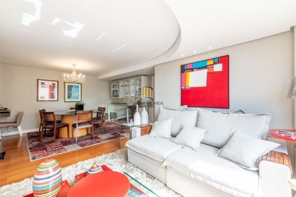 Vende-se apartamento com 3 quartos (1 suíte), 123m² e 2 vagas – Auxiliadora