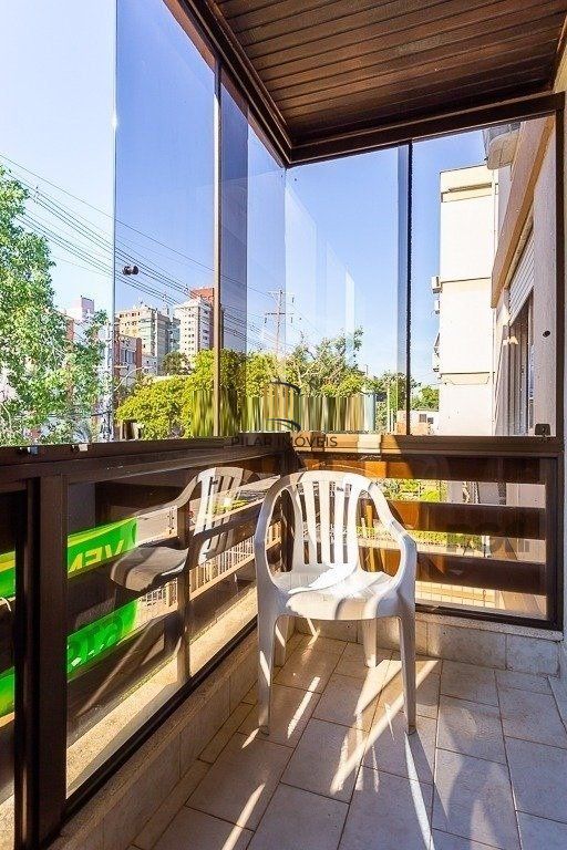 Apartamento 2 dormitórios, 84 m², 2 banheiros no Bairro Petrópolis em Porto Alegre