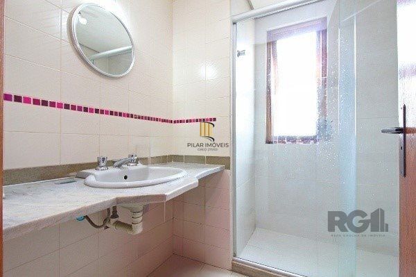 Apartamento com 3 Dormitórios, Suíte e Sacada e 1 vaga - 115m² - Petrópolis
