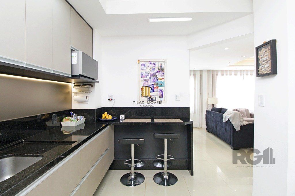 Vende-se casa duplex 3 dormitórios com 2 vagas próximo ao Clínicas - Santana