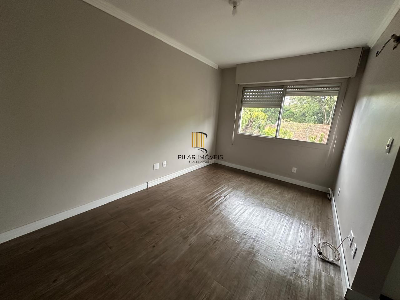 Vende-se cobertura com 2 quartos(2 suítes), piscina, 2 vagas e 235 m² – Mont`Serrat