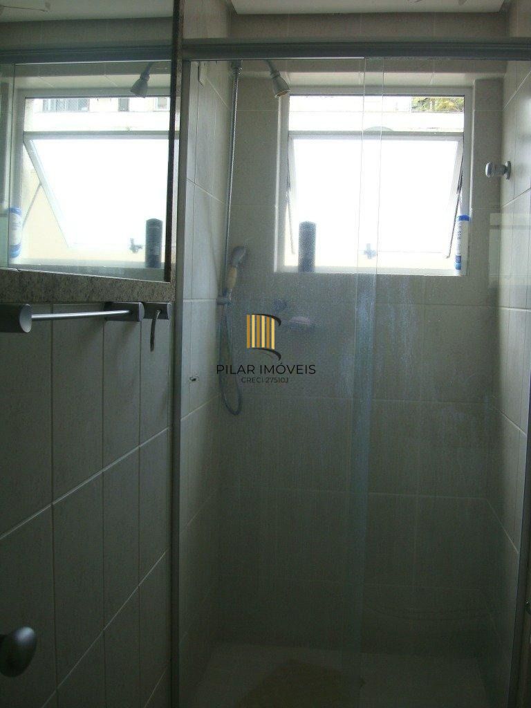 Vende-se apartamento com 2 quartos(1 suíte), 86m² e sacada - Mont'Serrat