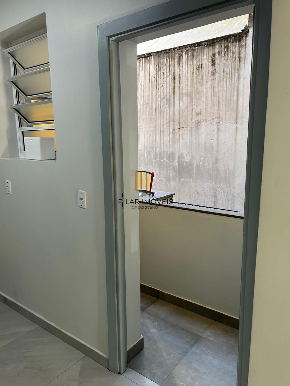 Vende-se apartamento com 3 quartos, 126m² e – Av. João Pessoa