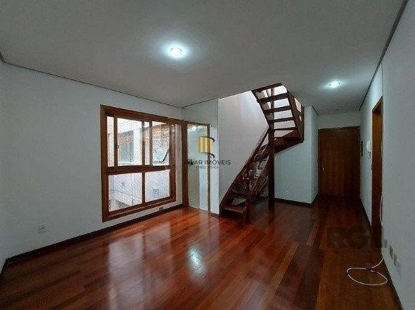 Cobertura de 2 Dormitórios com Terraço e Churrasqueira - 115m² - Petrópolis - Pilar Imóveis