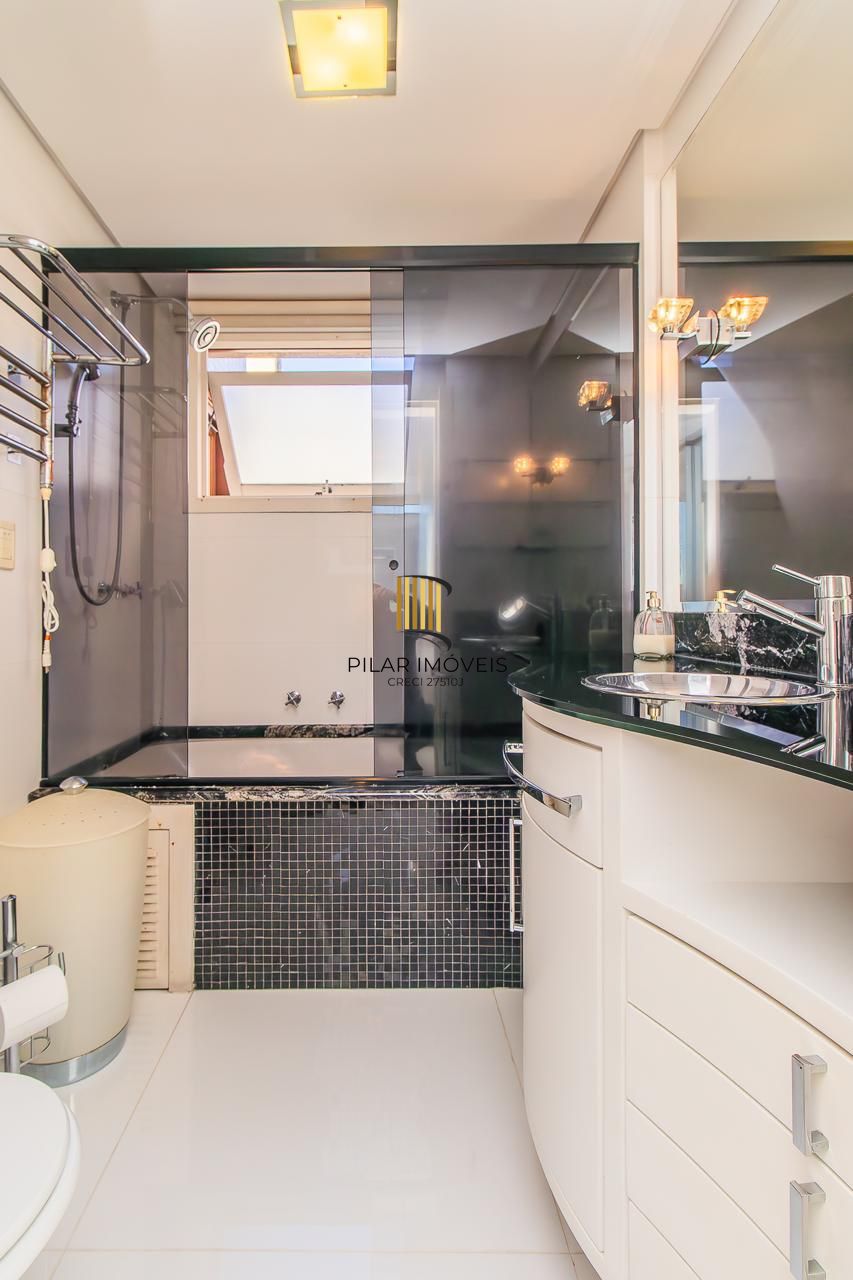 Vende-se apartamento mobiliado com 3 quartos e 134 m² - Mont Serrat