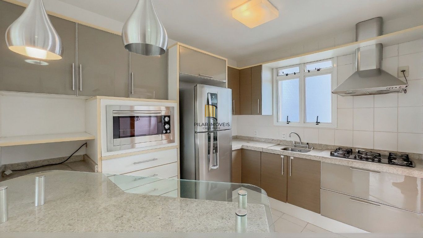 Vende-se apartamento com 2 quartos (1 suíte), 74m² e 2 vagas – Vila Ipiranga