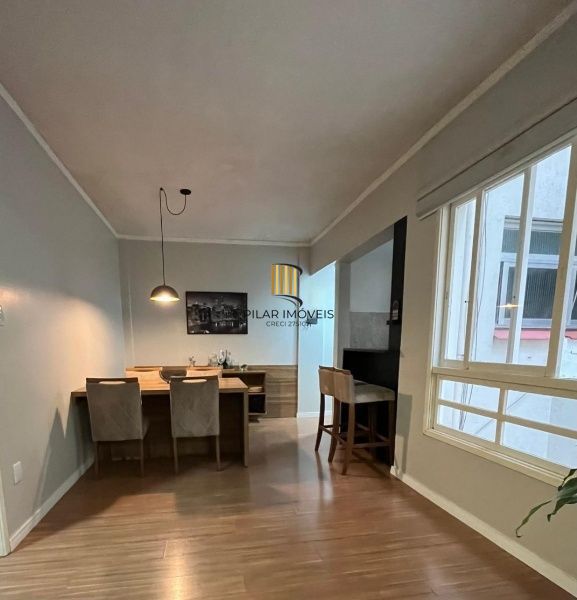 Vende-se apartamento com 3 quartos, 115 m² e 1 vaga – Bom Fim