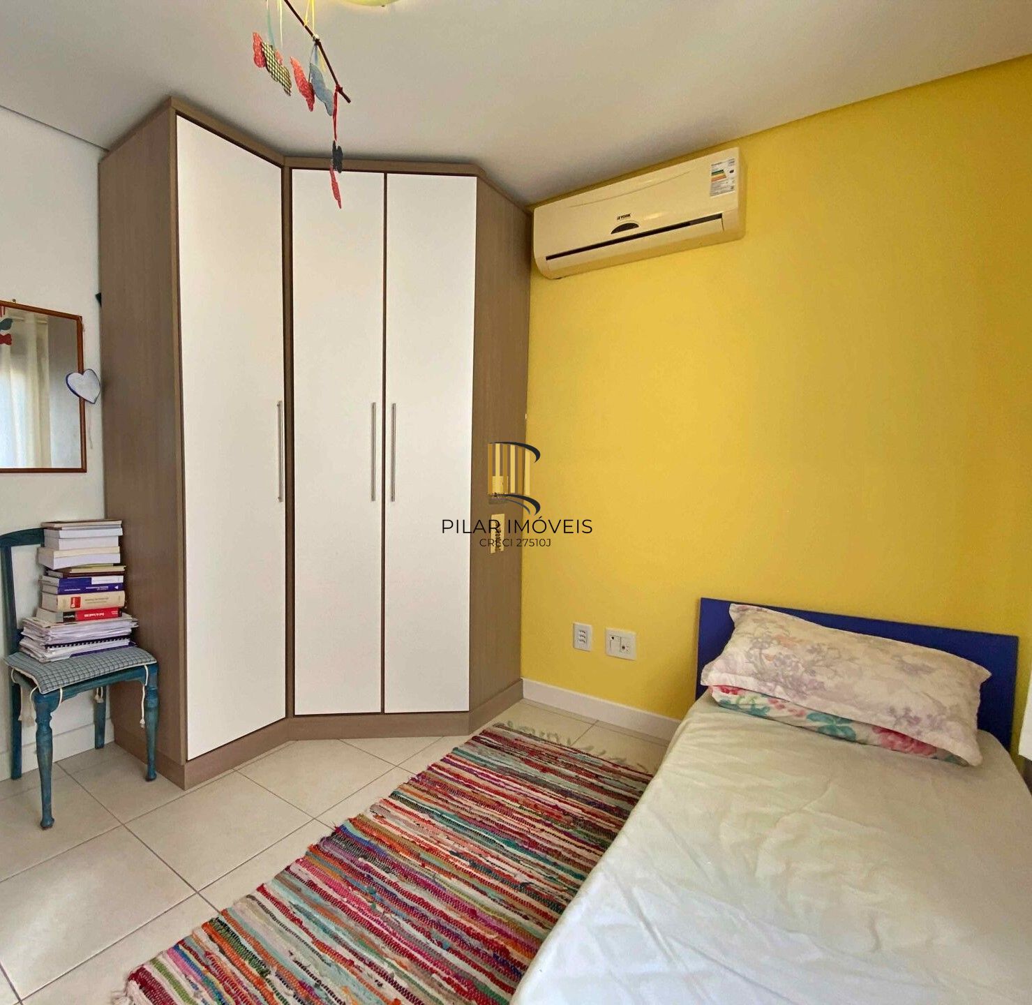 Vende-se apartamento com 2 quartos(1 suíte), 81m² e 2 vagas - Rio Branco