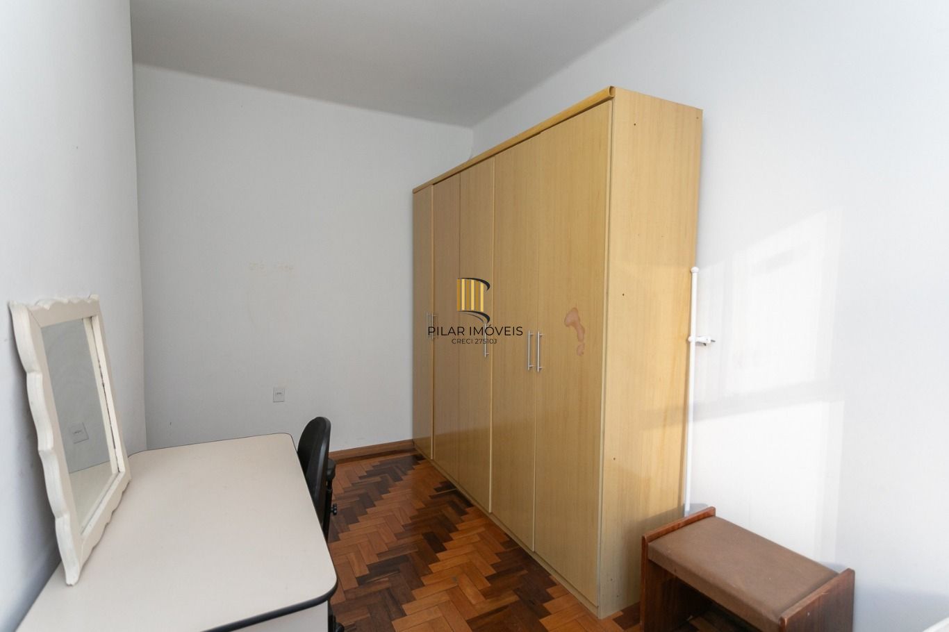 Vende-se apartamento com 3 quartos(1 suíte), 95m², sacada e 1 vaga - Bela Vista