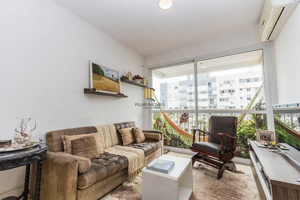 Vende-se apartamento com 2 quartos (1 suíte), 68m² e 2 vagas – Passo da Areia - Pilar Imóveis