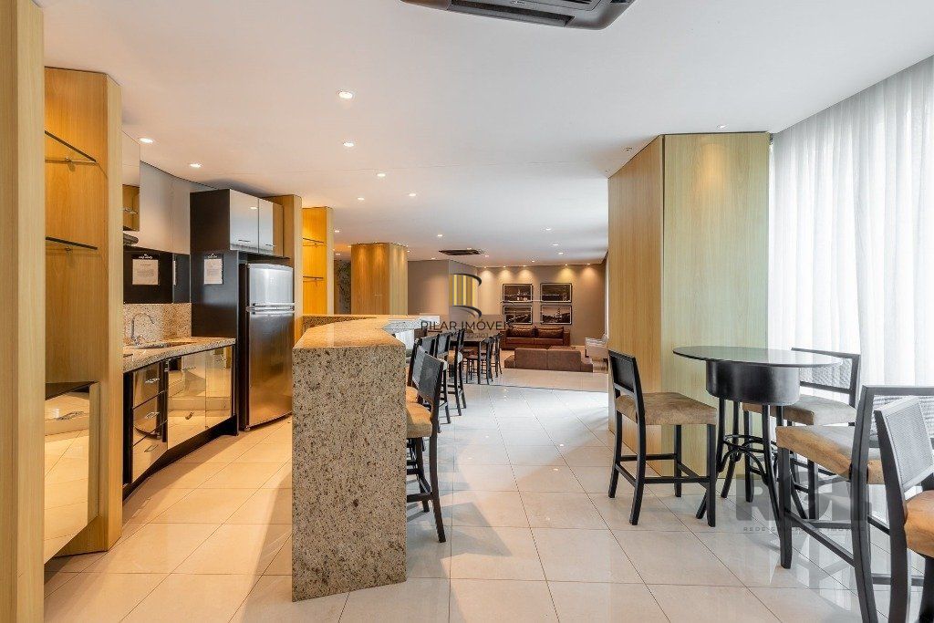 Apartamento 3 dormitórios no bairro Três Figueiras