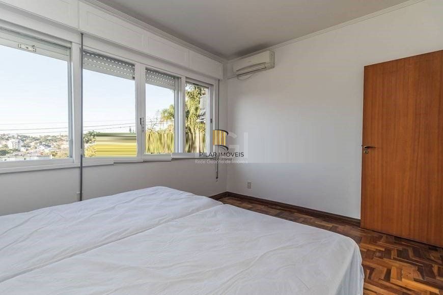Cobertura para Venda - 186m², 3 dormitórios, 2 vagas - Três Figueiras
