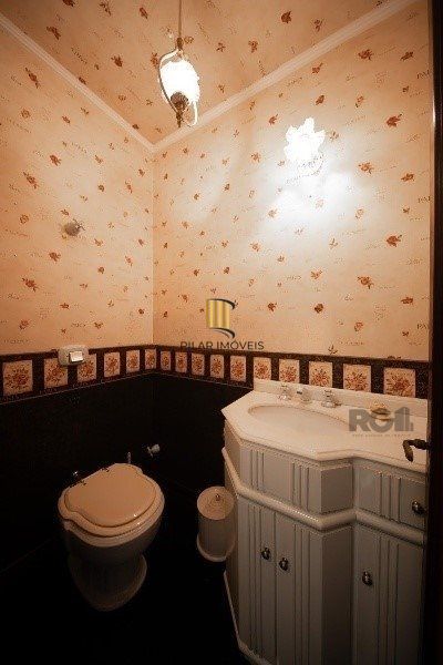 Apartamento 3 Quartos com Vista, Suíte, Sacada e 2 Vagas no Moinhos de Vento- 193m²