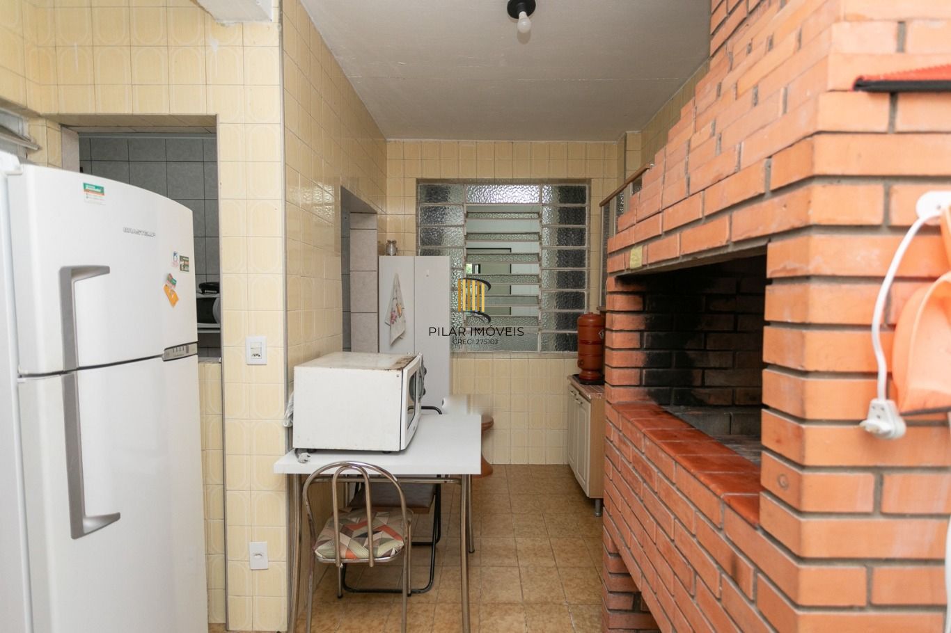 Vende-se apartamento com 3 quartos(1 suíte), 95m², sacada e 1 vaga - Bela Vista