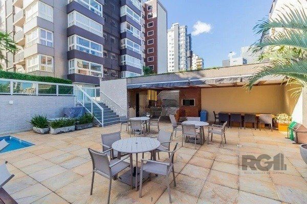 Vende-se amplo apartamento 3 dorm c/ suíte, 3 vagas, churrasqueira, lareira - 113m² - Bela Vista