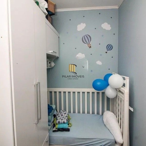 Vende-se apartamento com 2 quartos, 84 m² e 1 vaga - Menino Deus