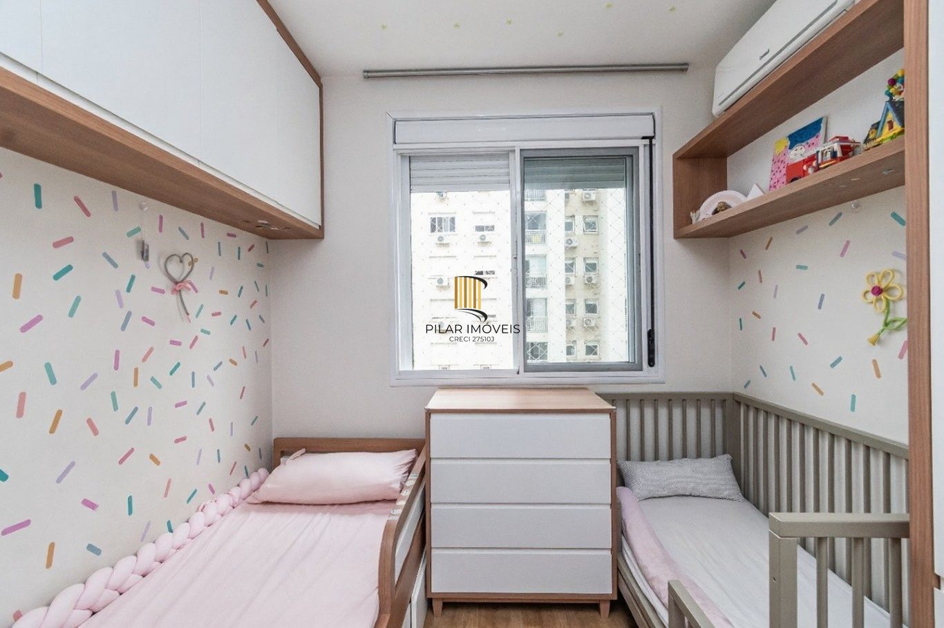 Vende-se apartamento com 2 quartos (1 suíte), 62m² e 1 vaga – Passo da Areia