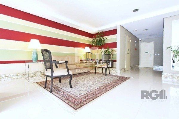 Vende-se apartamento 3 dorm com suíte e sacada 2 vagas cobertas - 126m² - Mont'Serrat