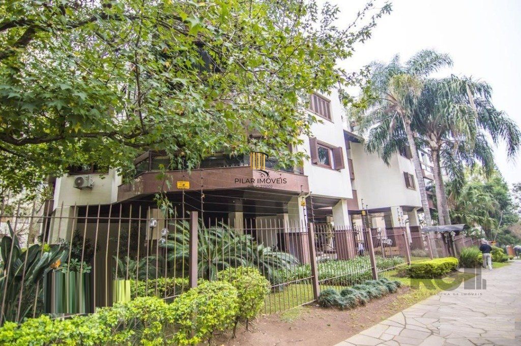 Vende-se luxuoso apartamento 3 quartos com suíte, com dependência completa, 2 vagas cobertas, próximo da Encol - 204m² -  Bela Vista
