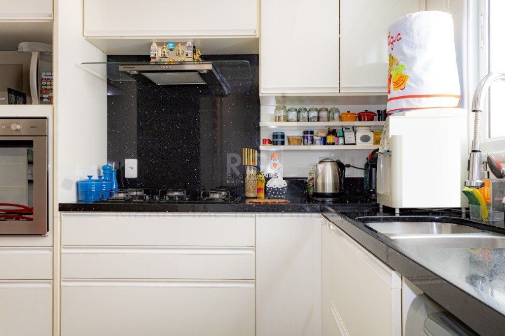 Apartamento para Venda - 121m², 3 dormitórios, sendo 2 suites, 2 vagas - Menino Deus