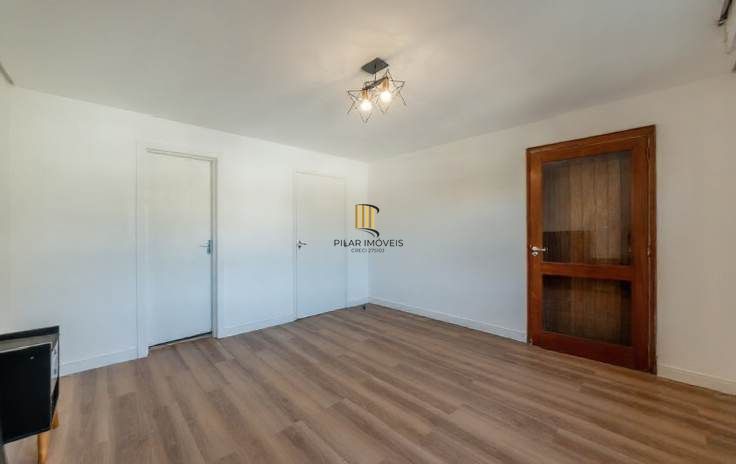 Vende-se cobertura com 4 quartos (1 suíte), 245 m² e 2 vagas – Boa Vista