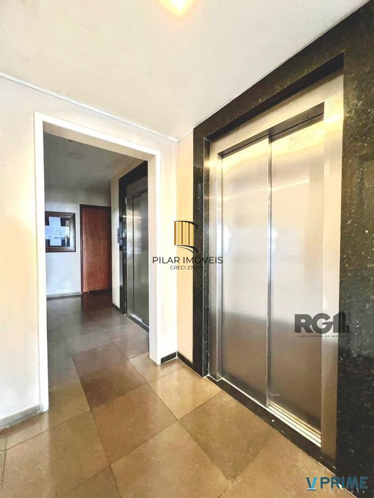 Vende-se apartamento com 3 quartos (1 suíte), 104 m² e 1 vaga – Moinhos de Vento