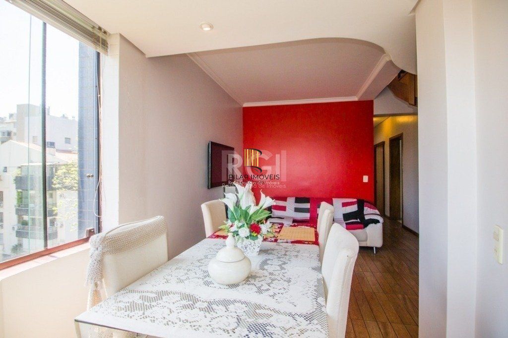 Vende-se cobertura - 171m², 2 dormitórios, sendo 1 suite, 2 vagas - Petrópolis - Pilar Imóveis