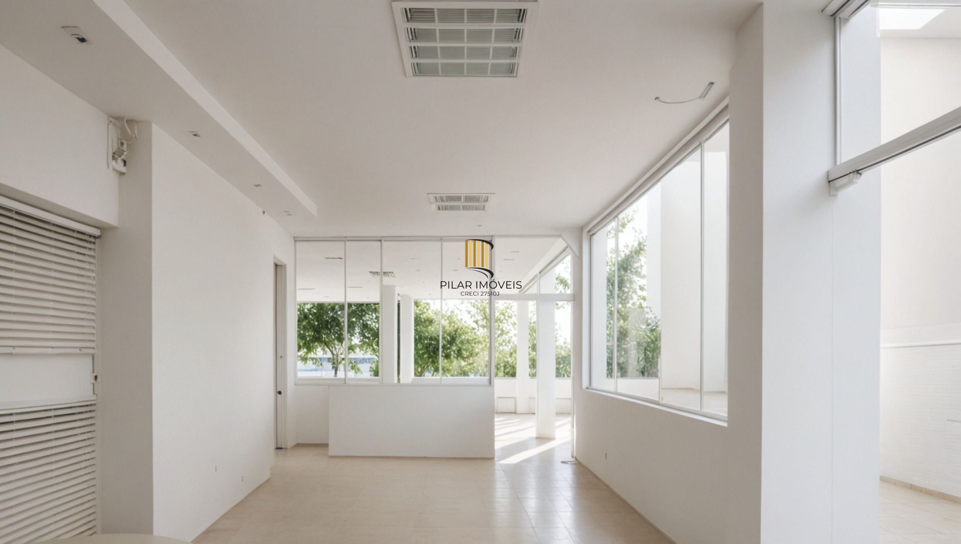 Vende-se apartamento com 2 quartos(1 suíte) e 68m² - Petrópolis