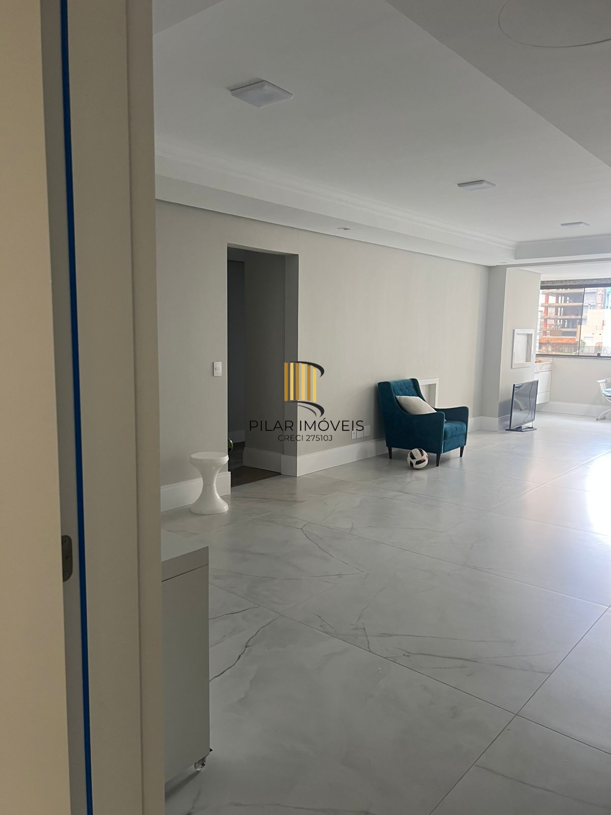 Vende-se apartamento com 4 suítes, 333m² e 3 vagas - Bela Vista