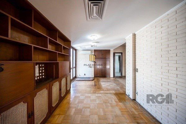 Apartamento 3 Quartos com Vista, Suíte, Sacada e 2 Vagas no Moinhos de Vento- 193m²