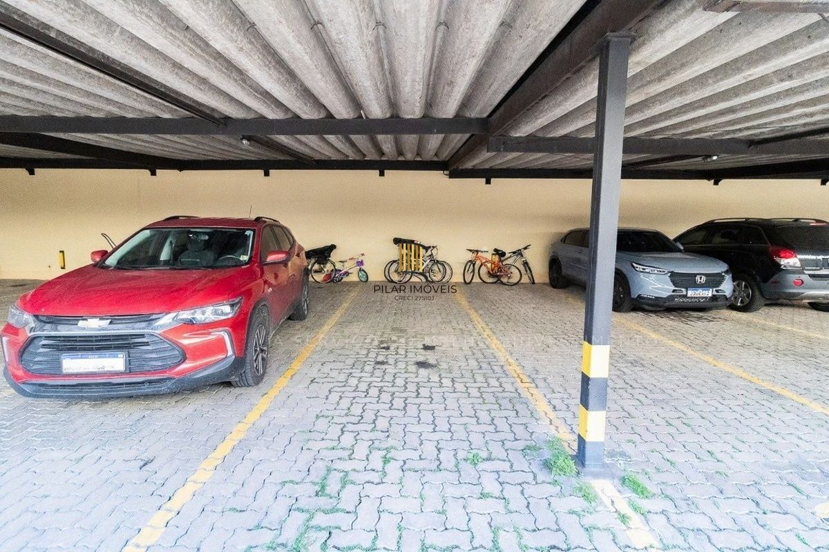 Vende-se apartamento com 3 quartos (1 suíte), 90m² e 2 vagas – Passo da Areia